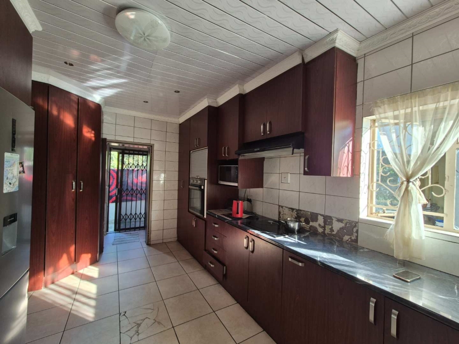 4 Bedroom Property for Sale in Noordhoek Free State